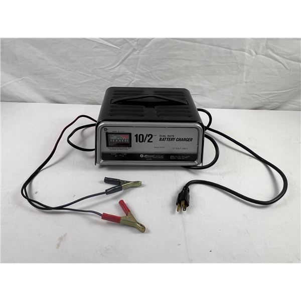 Schumacher 10/2 amp Dual Rate Battery Charger