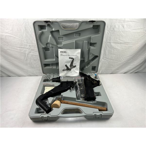 RDK Flooring Gun - 2 in 1 Staple/Cleat