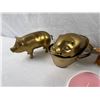 Image 5 : Pig Decoration Lot