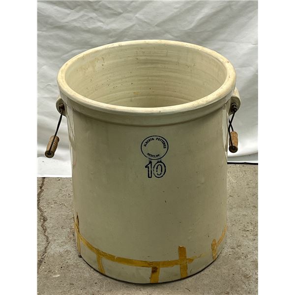 Alberta Potteries Imperal 10 Crock