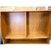 Image 4 : Two-Piece China Cabinet