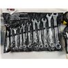 Image 5 : Plano 20" Grab n Go Tool Box with Contents