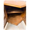 Image 5 : Hexagon End Tables