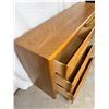 Image 3 : Six Drawer Drouin Dresser