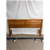 Image 1 : Drouin Chene Blond Queen Bed Frame