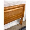 Image 4 : Drouin Chene Blond Queen Bed Frame