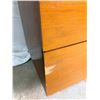 Image 4 : Four Drawer Dresser