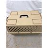 Image 4 : Kennel Cab