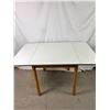 Image 1 : Drop Leaf Kitchen Table