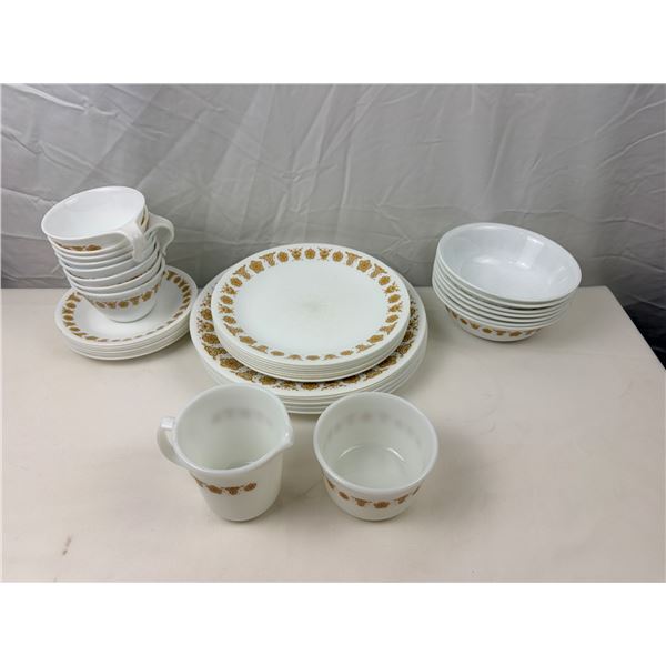 Pyrex/Corningware Dishes