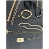 Image 4 : Costume Jewelry