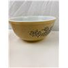 Image 4 : Vintage Pyrex Mixing Bowls