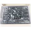 Image 6 : Model Kit & Airbrush Set