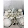 Image 1 : Royal Doulton "Mayfair" Lambethware