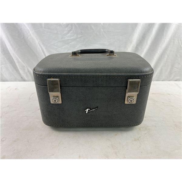 Vintage Travelgard Train Case