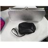 Image 6 : Hand Bags