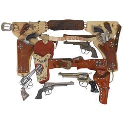 Roy Rogers cap guns & holsters (9 pcs), RR leather double holster w/2 Hubley Coyote guns (missing 1 