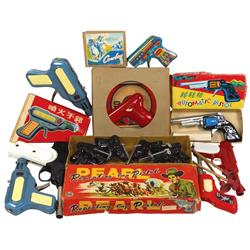 Toy guns, Sparking Cowboy Pistol, Automatic Pistol, Sparkling Pistol, Pearl Repeating Pistols (6 in 