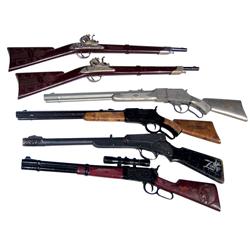 Western character toy rifles (6): includes Davy Crocket Buffalo Flintlock by Hubley, Lone Ranger lev