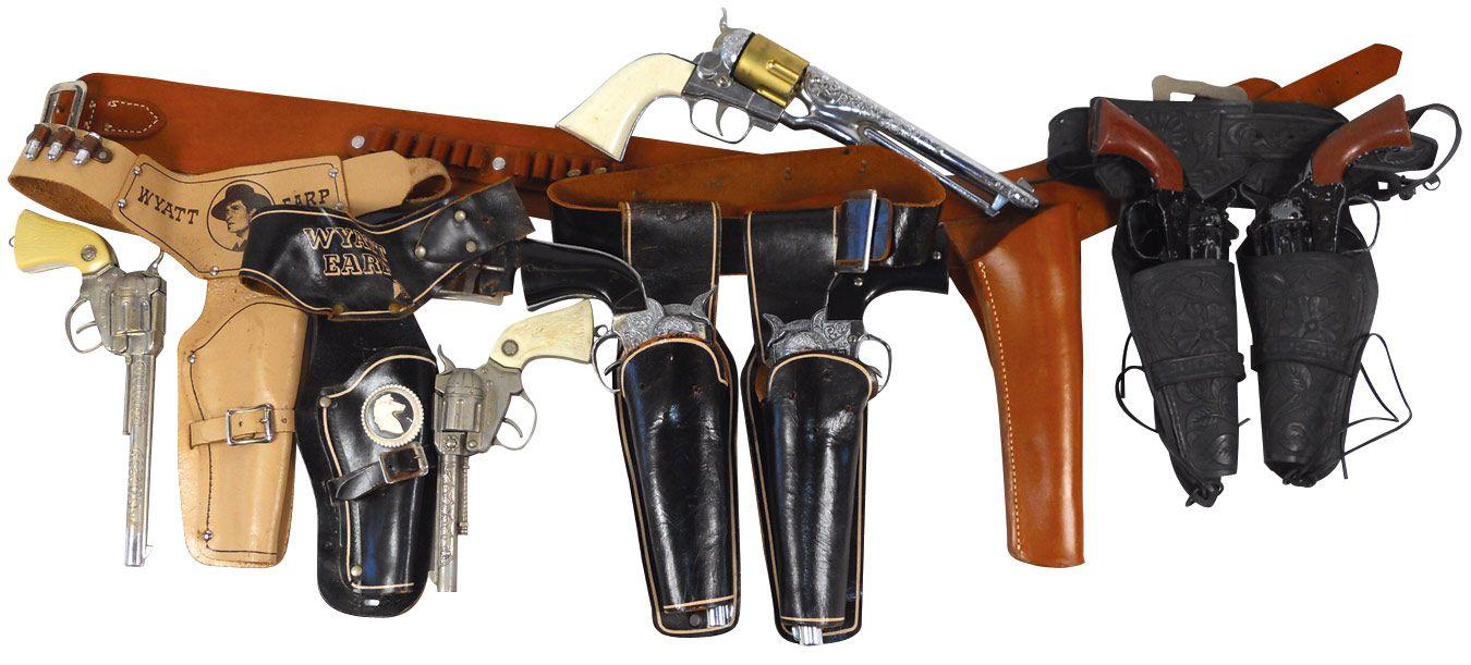 Cap guns & holsters (4 sets), Hubley Colt 45 in single leather holster
