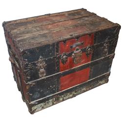 Tom Mix's personal steamer trunk, purchased from Tom's daughter, mfgd by Aylor Trunk Co, Chicago, To