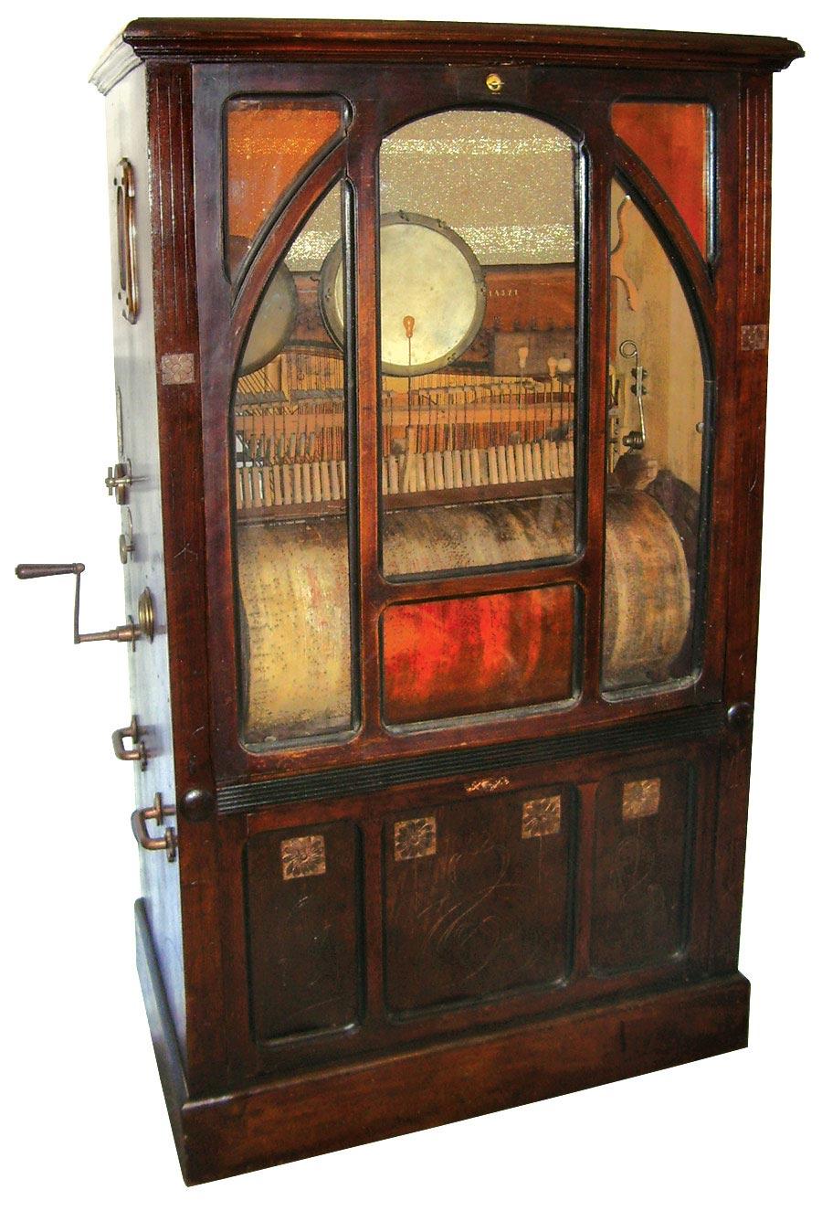 Coin-operated orchestrion music machine, French orchestrion w/single ...