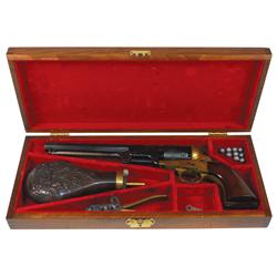 Revolver, Replica Colt 1851 Navy, cased w/flask & mold, Italian, 36 cal, appears in unfired cond.