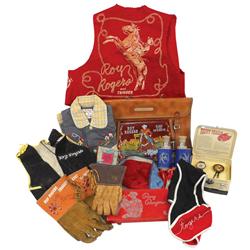 Roy Rogers items (11), includes binoculars, beanie hat, vest, pencil box, film, pr of gloves, shirt,