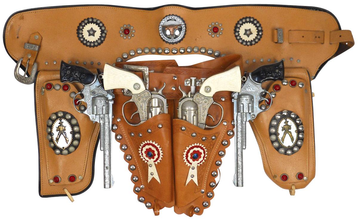 Double holster w/Kit Carson Kilgore cap guns & double holster w/Pony ...