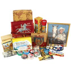 Roy Rogers items (8), includes Dale Evans vinyl purse in orig box, VG cond, RR & Trigger signal flas