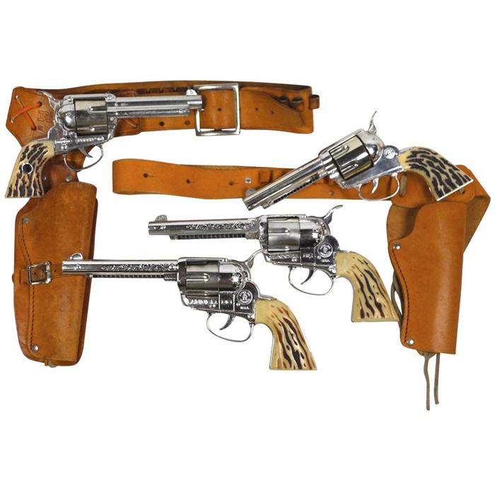 Toy cap guns & holsters, 2 Mattel Fanner 50 cap guns & 2 Fanner Shootin