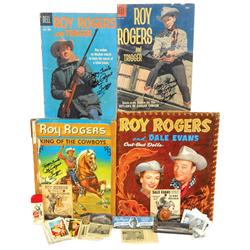 Roy Rogers items, includes scarf holders, key chain, flashlight, harmonica w/box, 4 pkgs trading car