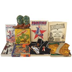 Toy cap guns & holsters, Halco double leather holster w/Halco Pinto cap guns, Halco Texan Holster se