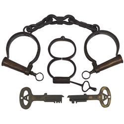 Antique pr of handcuffs w/keys & 2 jail keys from Joliet Jail, early 1900's, Good to VG cond.