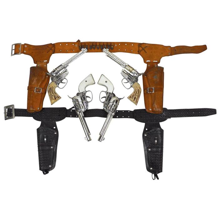 Toy cap guns & holsters, guns are Mattel Fanners, 2 have white grips in