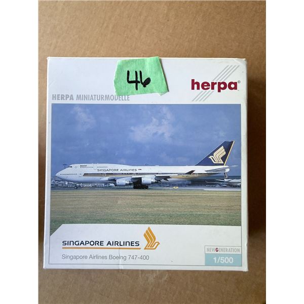 HERPA SINGAPORE AIRLINES BOEING 747-400 1:500 DIECAST MODEL AIRPLANE