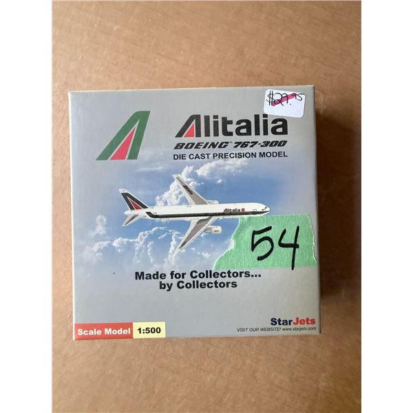 STARJETS ALITALIA BOEING 767-300 1:500 DIECAST MODEL AIRPLANE BNIB