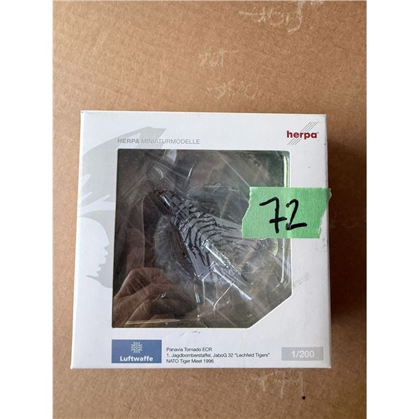 HERPA LUFTWAFFE PANAVIA TORNADO ECR 1/200 DIECAST MODEL AIRPLANE