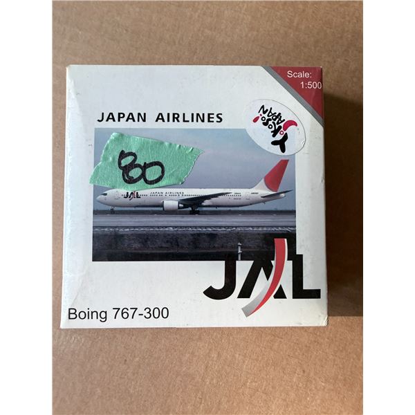 JAPAN AIRLINES (JAL) BOEING 767-300 1:500 DIECAST MODEL AIRPLANE