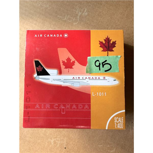 AIR CANADA L-1011 1:400 DIECAST MODEL AIRPLANE