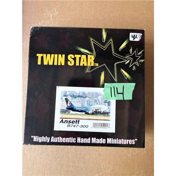 TWIN STAR ANSETT B747-300 DIECAST MODEL AIRPLANE