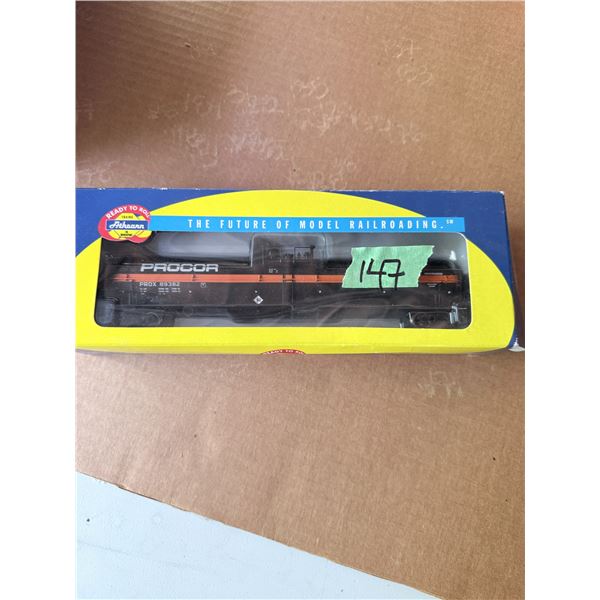 ATHEARN PROCOR 62' TANK CAR MODEL TRAIN