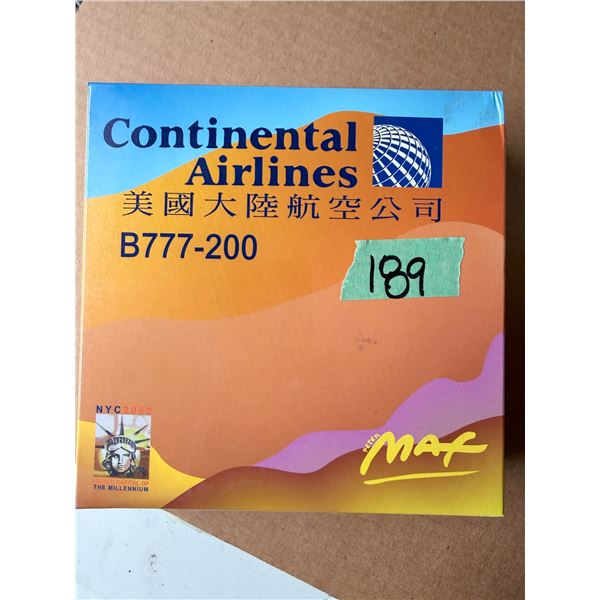 CONTINENTAL AIRLINES B777-200 DIECAST MODEL AIRPLANE