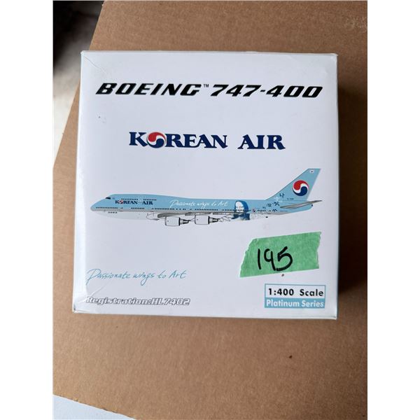 KOREAN AIR 747-400 1:400 DIECAST MODEL AIRPLANE