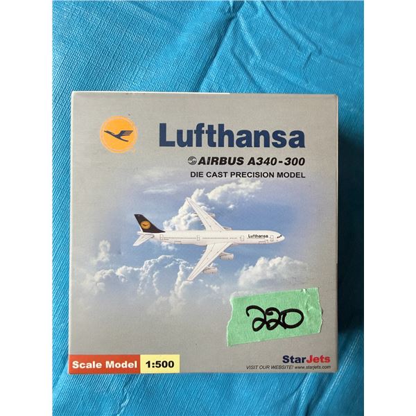 LUFTHANSA AIRBUS A340-300 1:500 DIECAST MODEL AIRPLANE