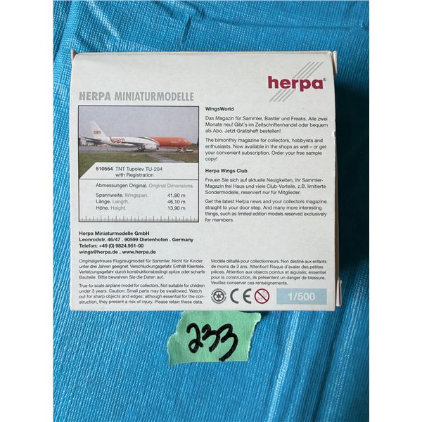 HERPA TNT TUPOLEV TU-204 1:500 DIECAST MODEL AIRPLANE