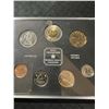 Image 2 : 2000 Royal Canadian Mint Specimen Coin Set with Case and Box