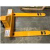 Image 3 : L1 - Uline H-1781 Low Profile/4 Way Pallet Truck - Good working condition