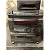 Image 5 : L1 - 4-Pcs Lot. - Kenwood RXD-A33 Receiver, Sony Compact Hi-Fi System, and 2 Sony Speakers