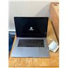 Image 2 : L1 - Apple MacBook Pro 15"(Model A1398) - Tested/Powers On